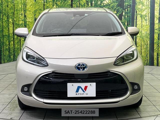 Toyota AQUA 2023-03 8725795-13