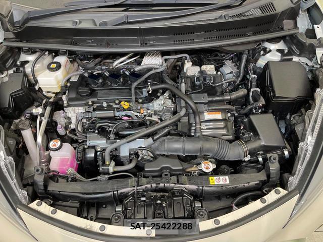 Toyota AQUA 2023-03 8725795-17