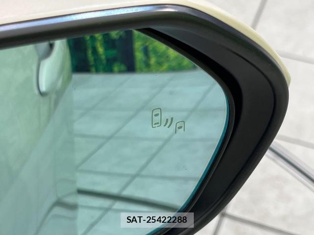 Toyota AQUA 2023-03 8725795-5