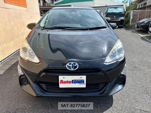 Toyota AQUA 2016-10 8725839-9
