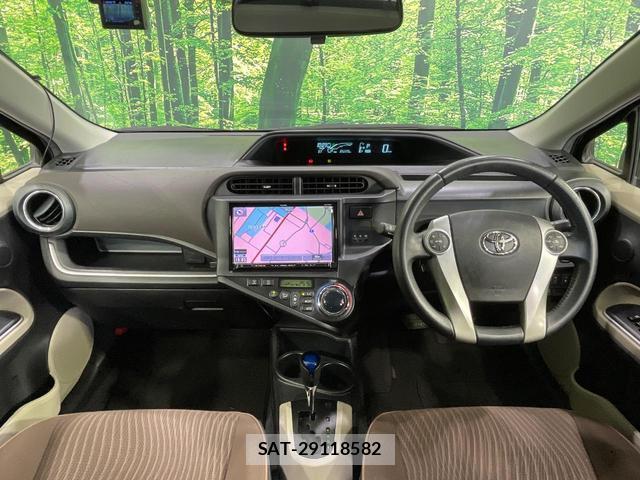 Toyota AQUA 2014-01 8726041-1