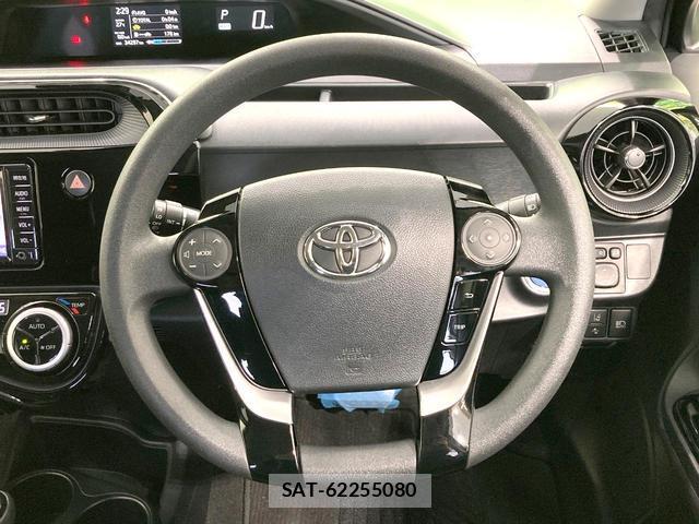 Toyota AQUA 2018-01 8726288-10