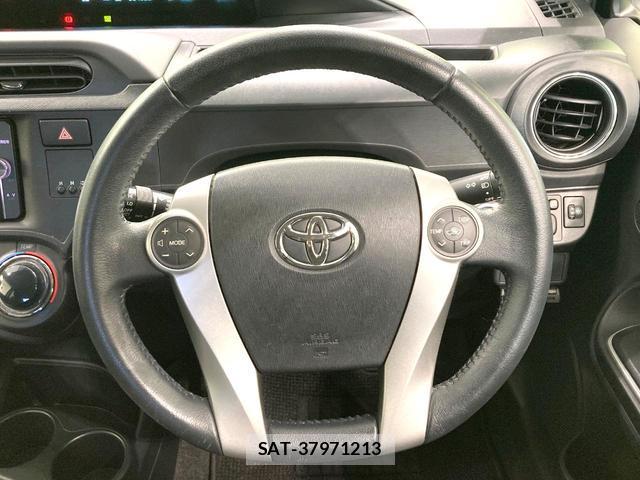 Toyota AQUA 2014-03 8726293-10