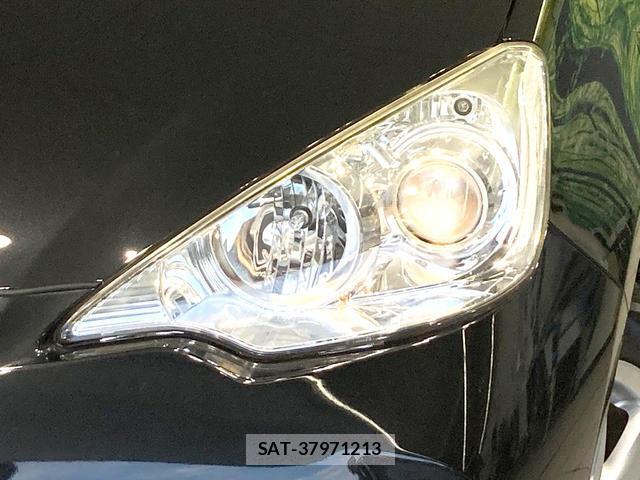 Toyota AQUA 2014-03 8726293-11