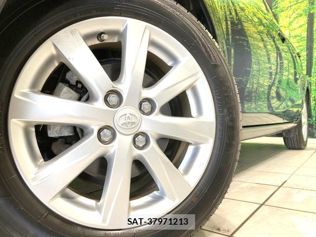 Toyota AQUA 2014-03 8726293-12