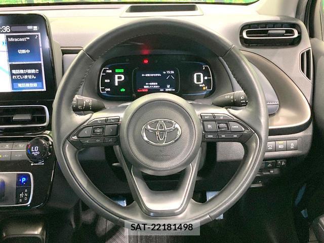 Toyota AQUA 2023-02 8726295-12