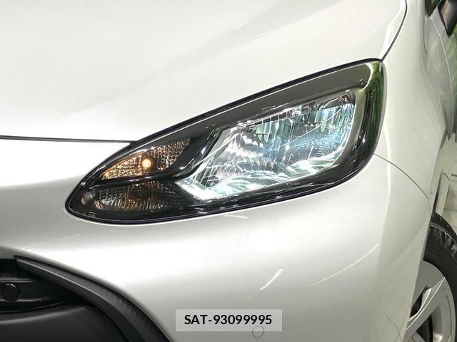 Toyota AQUA 2023-08 8726303-11