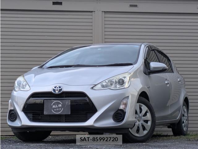 Toyota AQUA 2015-03 8726467-0