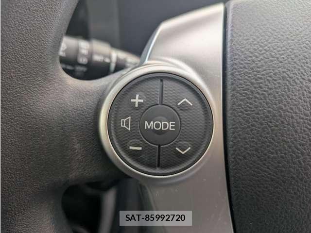 Toyota AQUA 2015-03 8726467-17