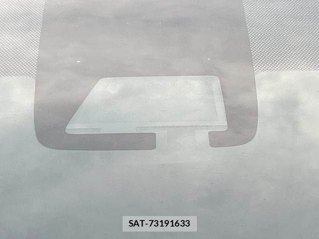 Toyota AQUA 2019-09 8726745-2