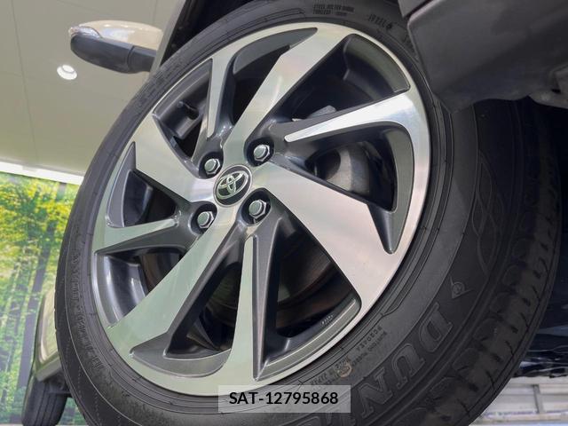 Toyota AQUA 2019-01 8726824-12