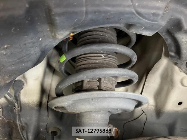Toyota AQUA 2019-01 8726824-19