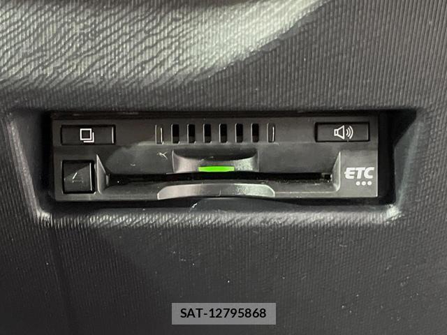 Toyota AQUA 2019-01 8726824-5