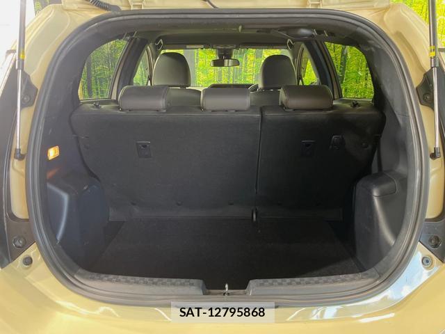 Toyota AQUA 2019-01 8726824-9