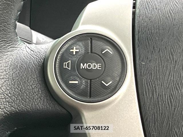 Toyota AQUA 2013-07 8726858-8