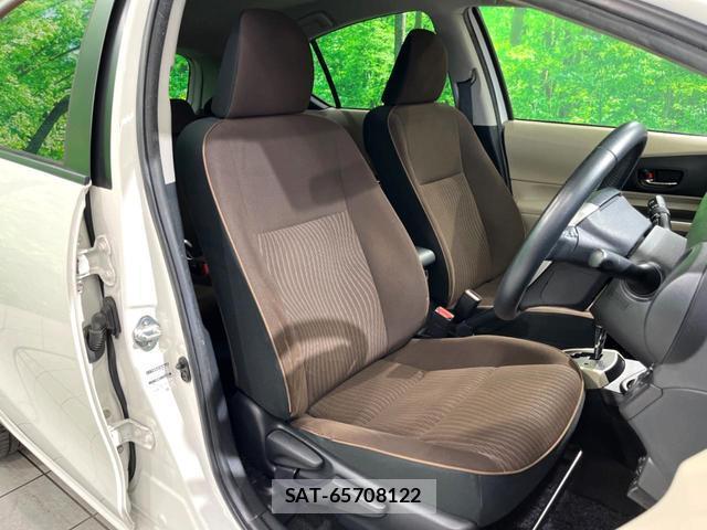 Toyota AQUA 2013-07 8726858-9