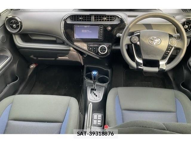 Toyota AQUA 2018-11 8726930-2