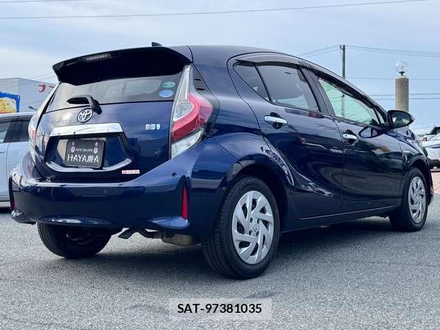 Toyota AQUA 2019-03 8726964-1