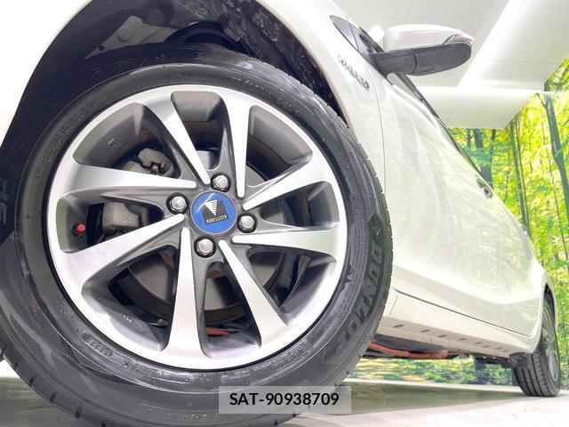 Toyota AQUA 2017-01 8727053-12