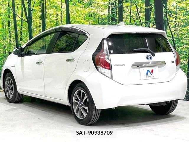 Toyota AQUA 2017-01 8727053-16