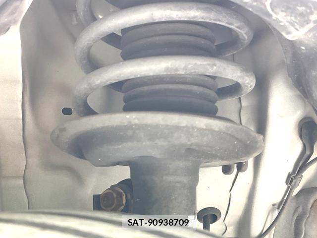 Toyota AQUA 2017-01 8727053-19