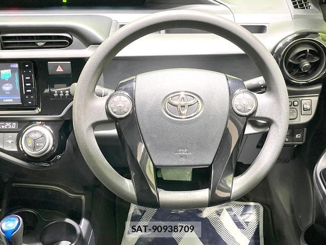 Toyota AQUA 2017-01 8727053-7