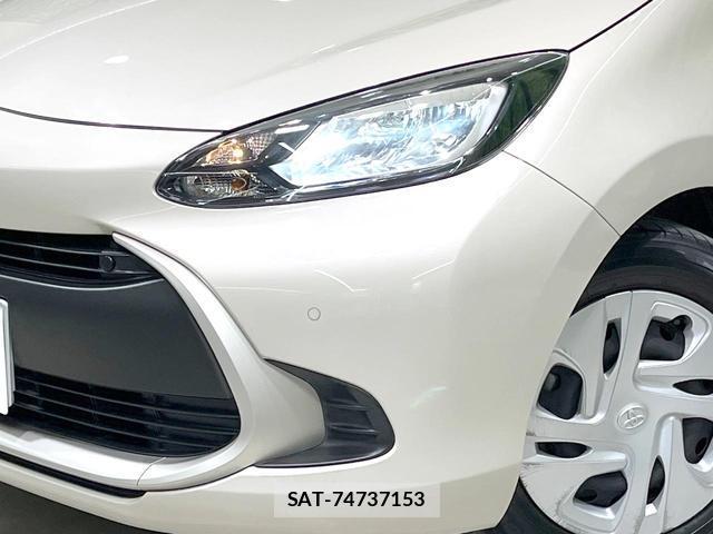 Toyota AQUA 2021-10 8727061-11