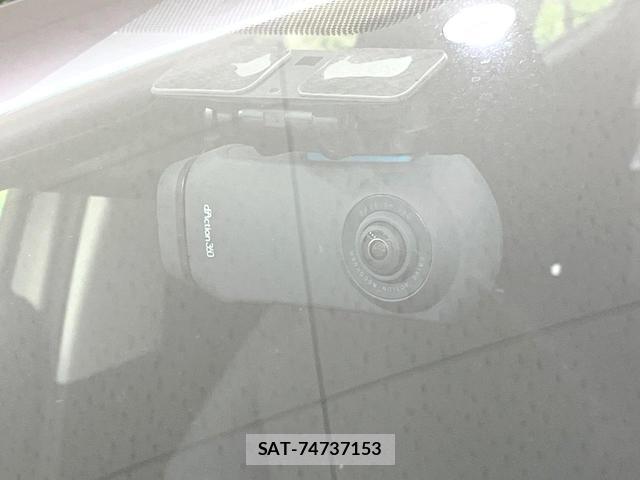 Toyota AQUA 2021-10 8727061-6