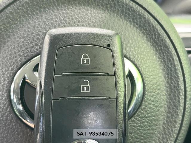 Toyota AQUA 2025-07 8727105-6