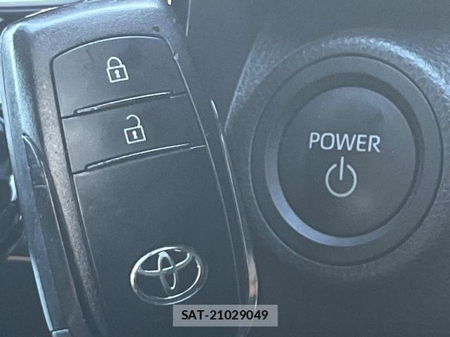 Toyota AQUA 2024-06 8727226-6