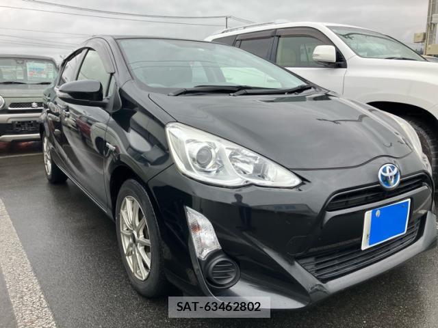 Toyota AQUA 2015-11 8727344-1