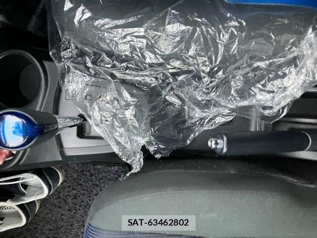 Toyota AQUA 2015-11 8727344-19