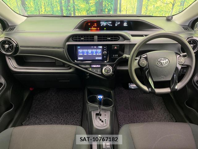 Toyota AQUA 2017-03 8728095-1