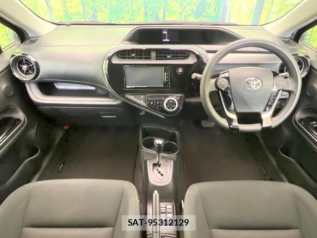 Toyota AQUA 2018-03 8728235-1