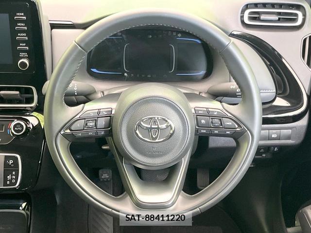 Toyota AQUA 2025-04 8728236-10