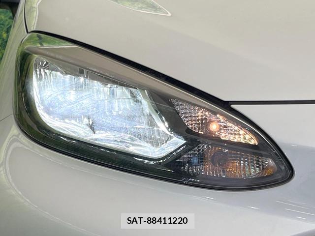 Toyota AQUA 2025-04 8728236-11