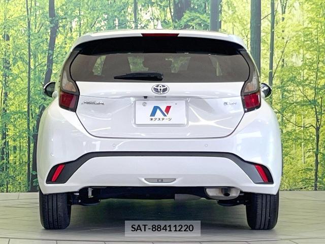 Toyota AQUA 2025-04 8728236-14