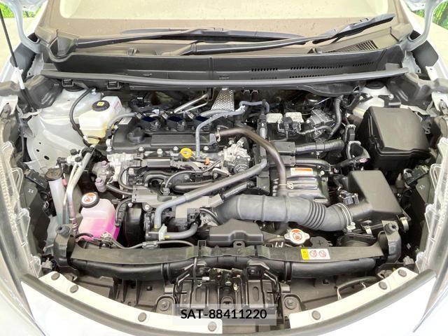 Toyota AQUA 2025-04 8728236-17