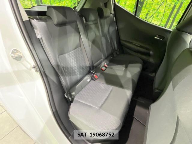 Toyota AQUA 2025-05 8728557-9