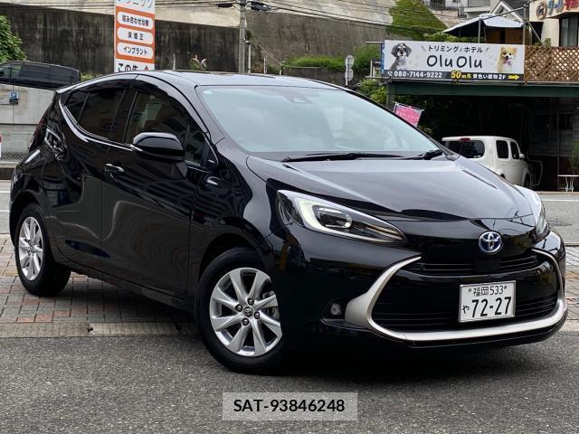 Toyota AQUA 2023-11 8728634-0