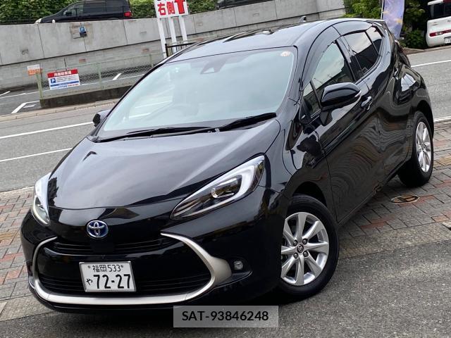 Toyota AQUA 2023-11 8728634-2