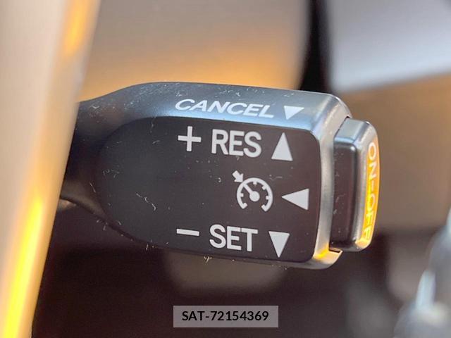 Toyota AQUA 2015-11 8728647-5