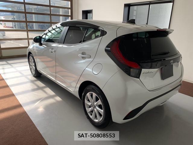 Toyota AQUA 2025-12 8728736-4
