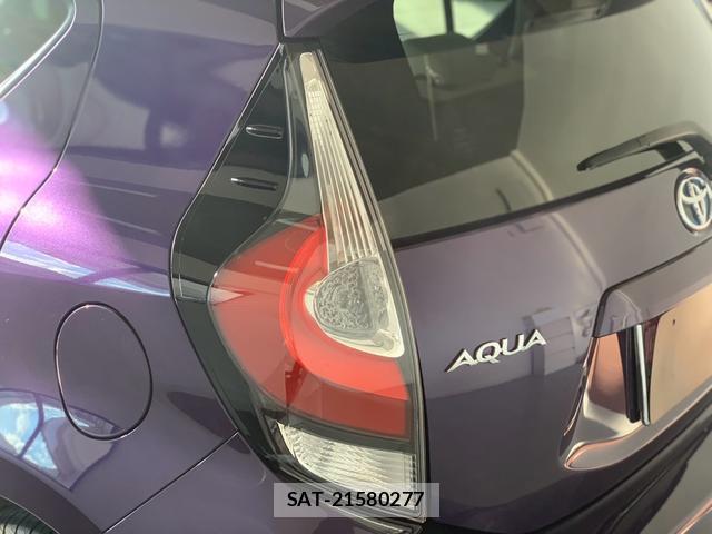 Toyota AQUA 2017-12 8728744-18
