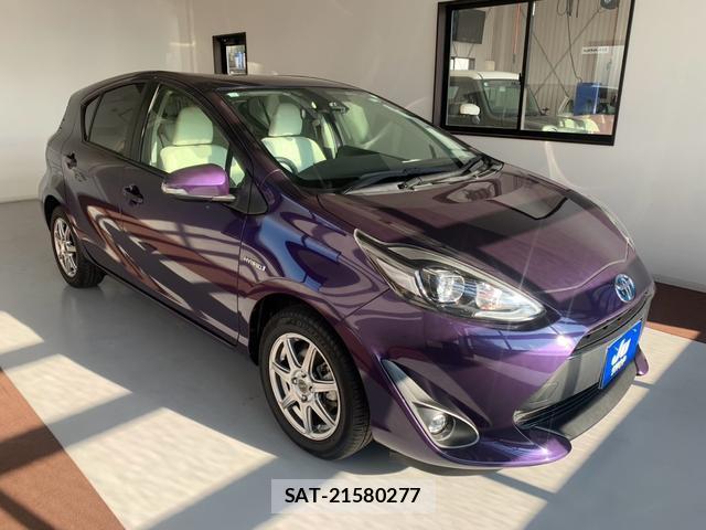 Toyota AQUA 2017-12 8728744-5