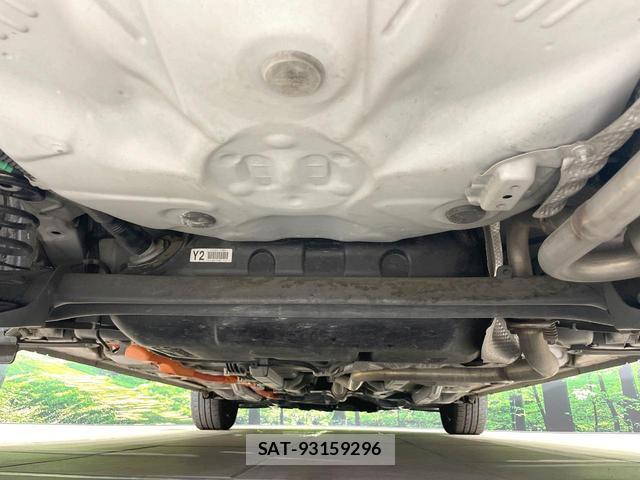 Toyota AQUA 2018-09 8728895-18