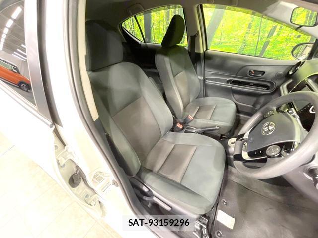 Toyota AQUA 2018-09 8728895-7