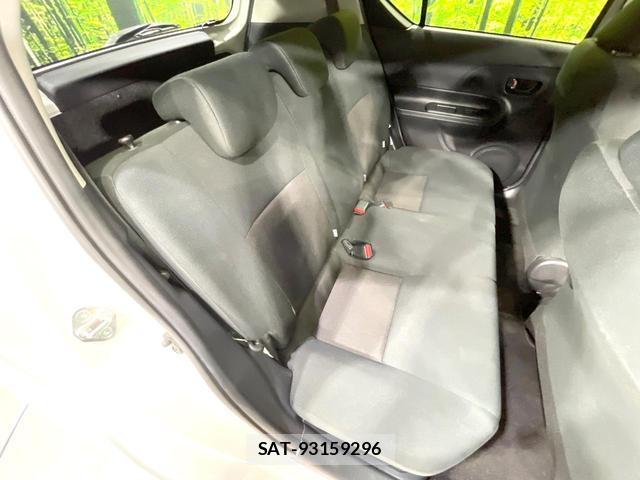 Toyota AQUA 2018-09 8728895-8