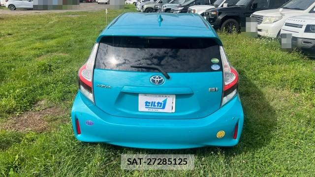 Toyota AQUA 2020-01 8729578-1