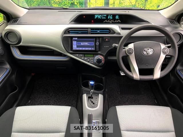 Toyota AQUA 2013-09 8730414-1
